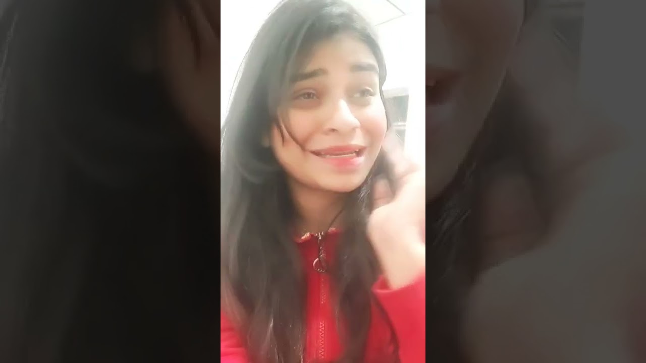 bas Nazar lag jati hai logo ki 😊 