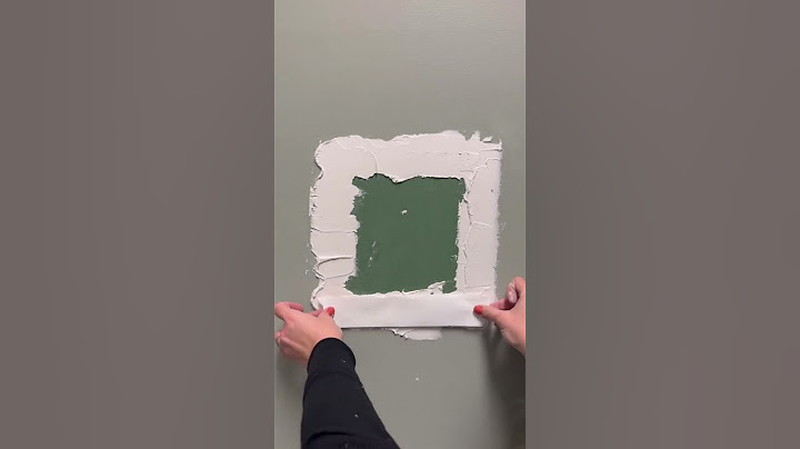 How to patch large drywall holes