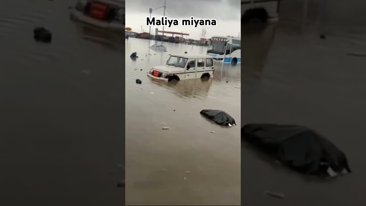 Heay rain mailya miyana gujarat india avadh food mall