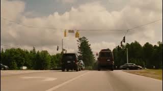 Jason Bateman Car Chasing Robert Patrick and Cause A Family Van Rollover