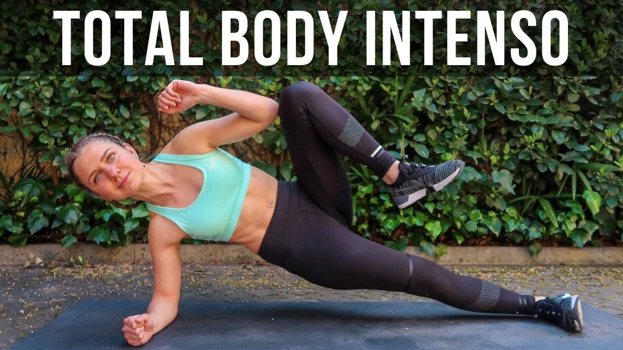 ALLENARSI A CASA: 20 MIN TOTAL BODY INTENSO // esercizi tutti diversi senza attrezzi da fare a casa