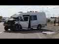 ДТП біля Корнина: водія Спринтера діставали рятувальники