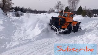 К700 чистит снег. Кировец, дураки и дороги.