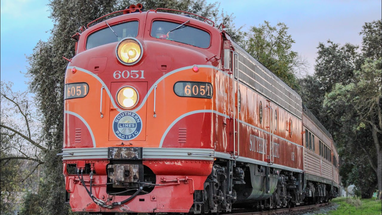 SP 6051 takes to the rails on the CSRM’s Polar Express