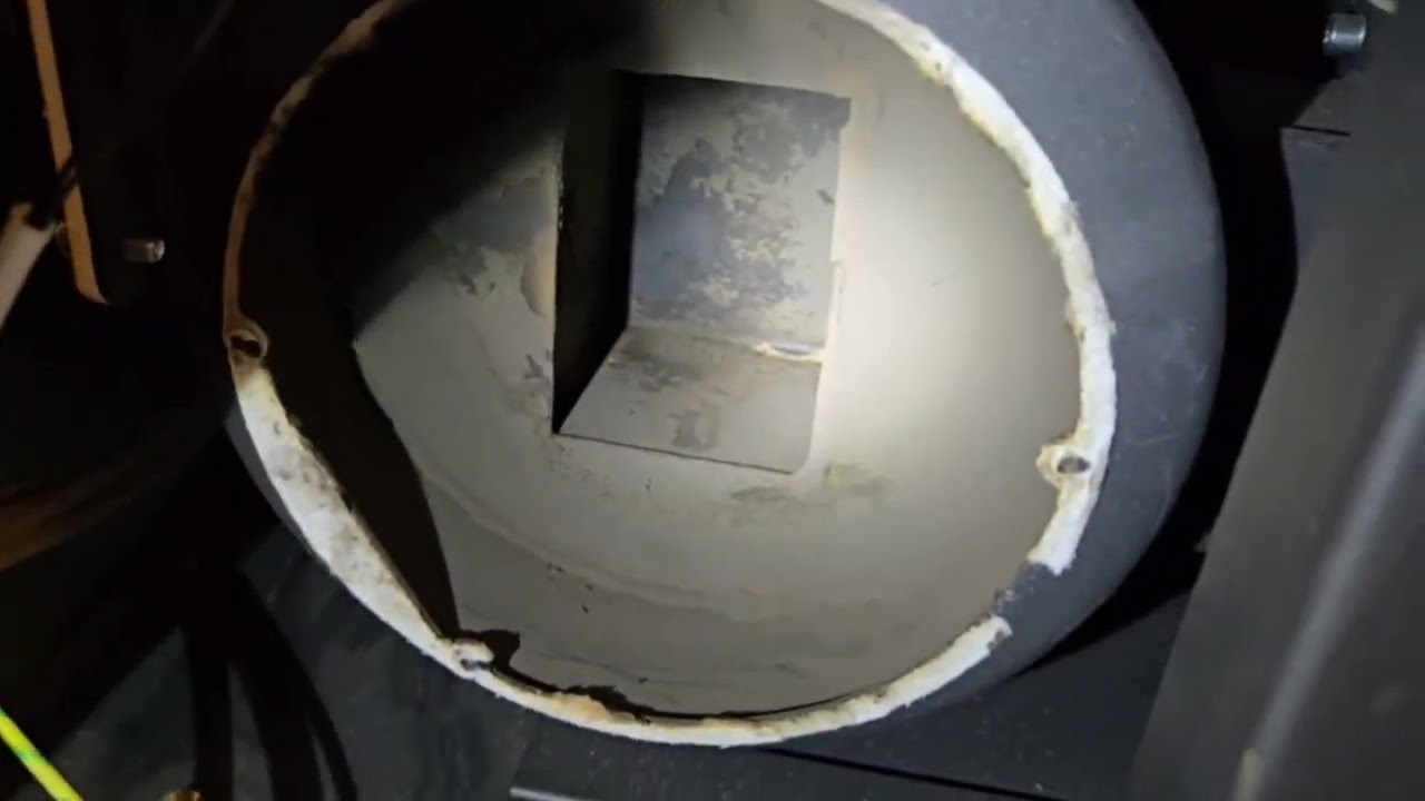 Замена прокладки вентилятора пеллетной печи Castle Serenity