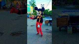 badut micky mouse joget