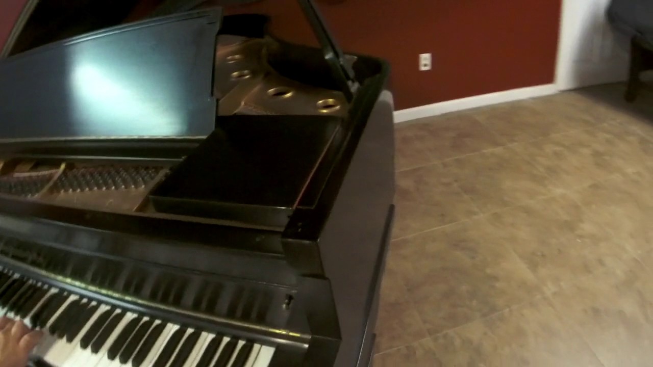 Knabe baby grand piano - YouTube