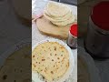 Ce am mâncat astăzi orez cu urzici supă cu găluște și carne de pui turte la tigaie și turte în ulei