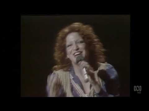 Bette Midler 