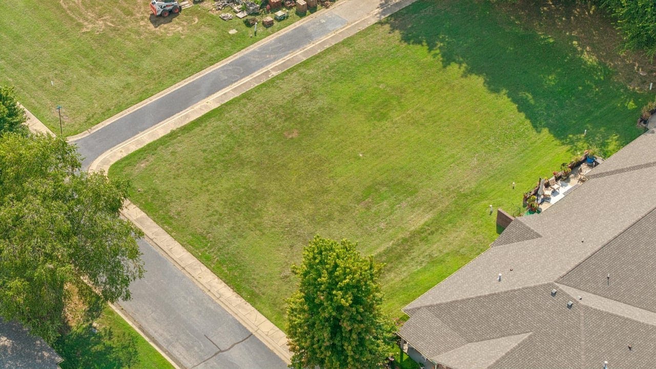 501 Saint Andrews Pl., Grove, OK