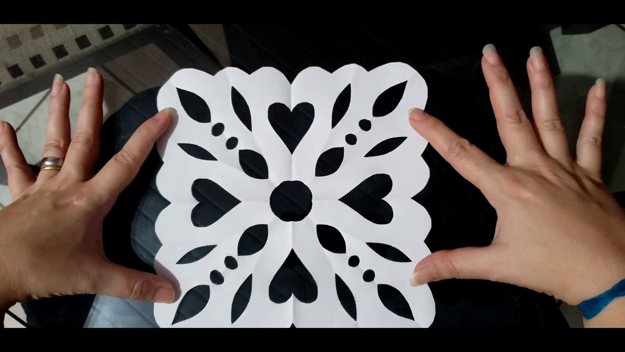 Trabalho: Renda em papel