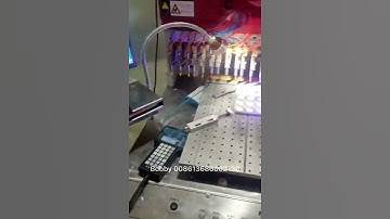 Automatic soft pvc rubber dispensing machine with heating lamp