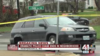 2 in custody after officer shot in Independence