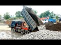 Dump truk muat tanah pasir timbunan pembukaan jalan baru - Alat berat Beko loader dan truk - Jcb
