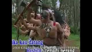 balasan lagu tenda biru
