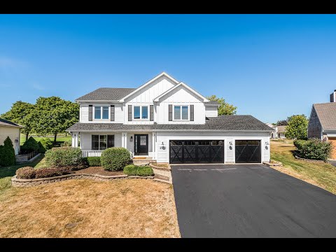 2560 Pinehurst Drive, Aurora, IL home video tour