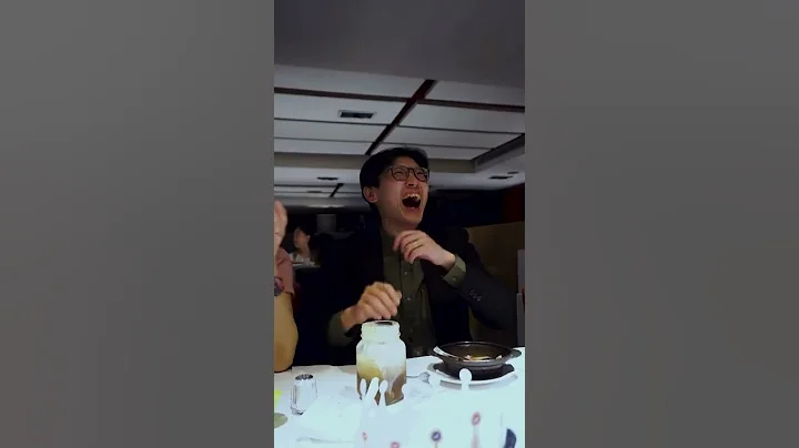成年人陌生酒桌上聊天的“正确尺度”#社交 #人际关系 #成年人 - 天天要闻