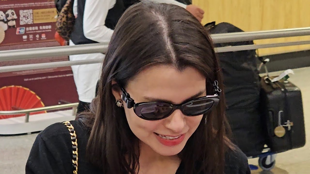 Becky Armstrong เบคกี้ arrival @ Charles de Gaulle Airport - Paris for the BOF500 & Chanel PFW Event