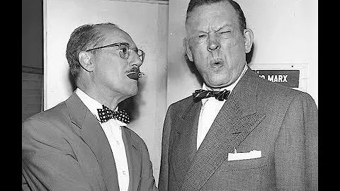 Fred Allen and Groucho Trade Ad Libs! (1952) [AUDIO]