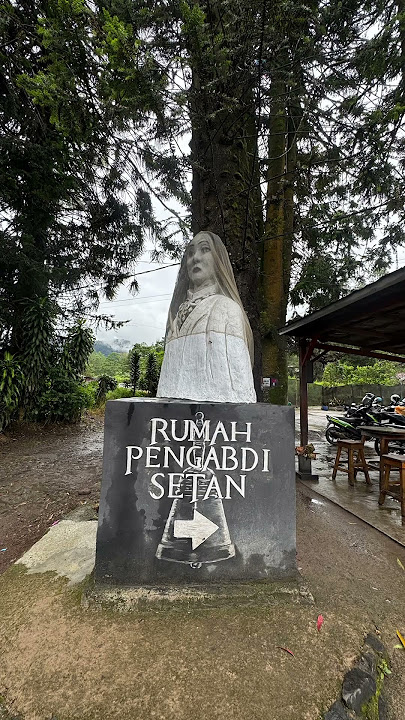 Rumah Pengabdi Setan #bandung #rumahhantu #shortvideo #rumahpengabdisetan #hantu #youtubeshorts