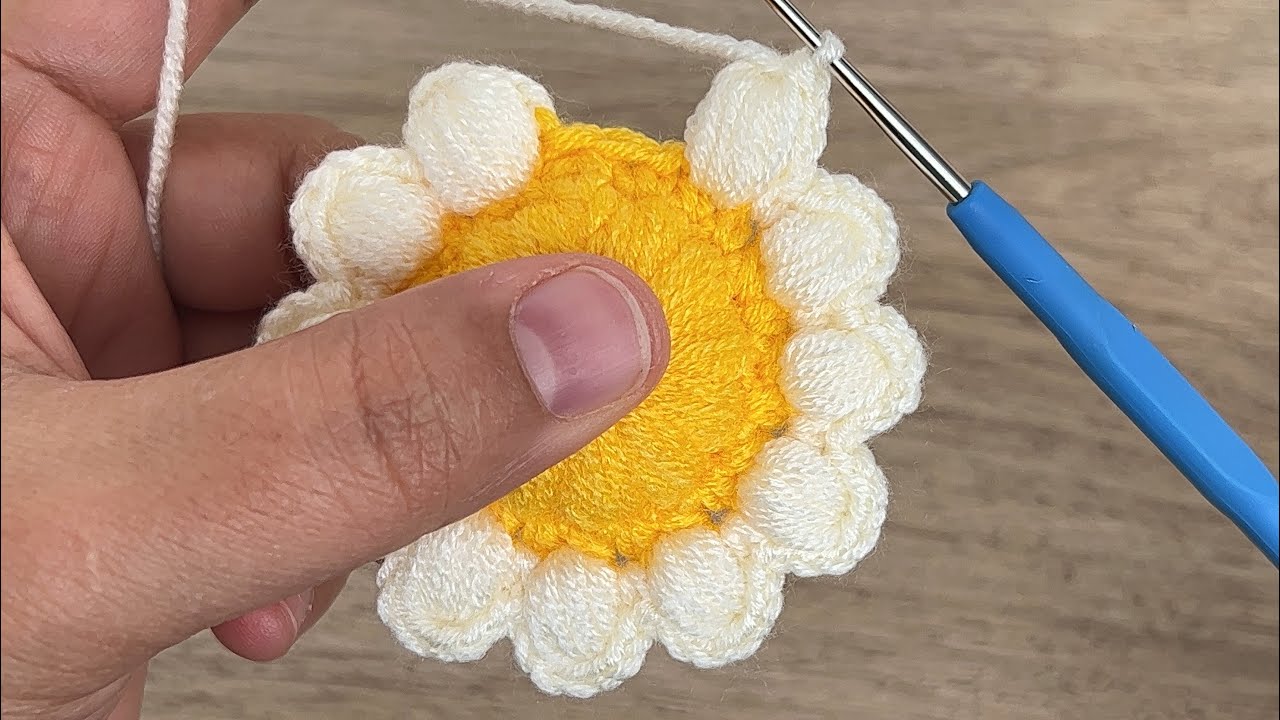 💥👌🏻 very nice crochet daisy keychain YouTube