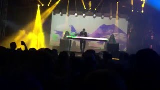 Kaytranada - Leave Me Alone (Coachella 2015)