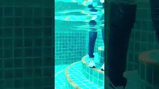 Underwater Jeans 