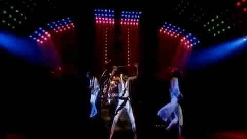 Queen - Hammer To Fall (Official Video)