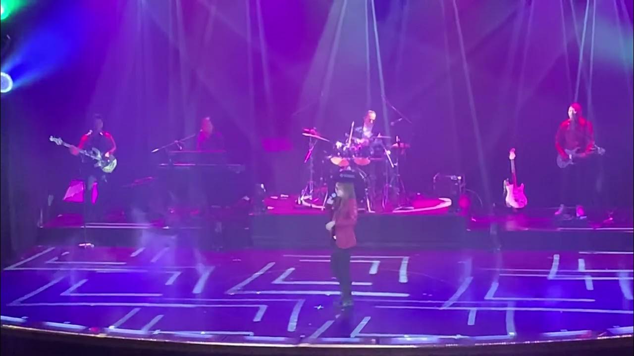 Unchained Melody Ice Bucket Band Cover Stardust Theater, Norwegian