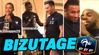 Le bizutage de Mbappé, Mendy, Thauvin, Tolisso et Bakayoko avec les Bleus