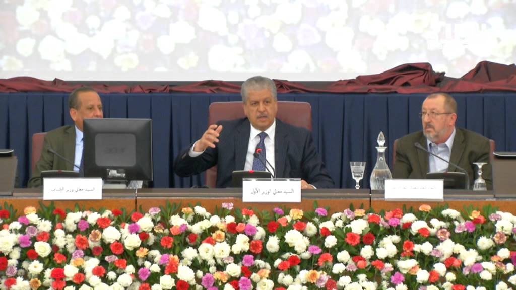 سلال: انخفاض أسعار البترول نعمة على الجزائر!