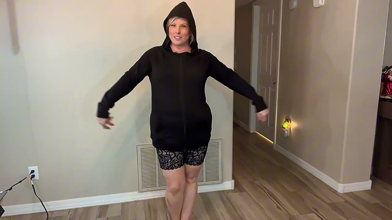 Why buy this hoodie?  Review and Demo