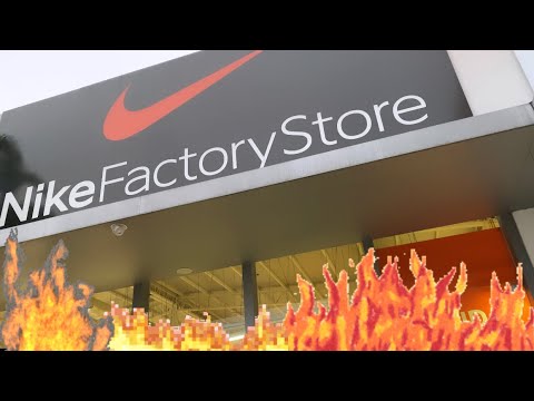 Enredo escalera mecánica Brújula NIKE FACTORY🔥 GUAYAQUIL - ECUADOR - YouTube