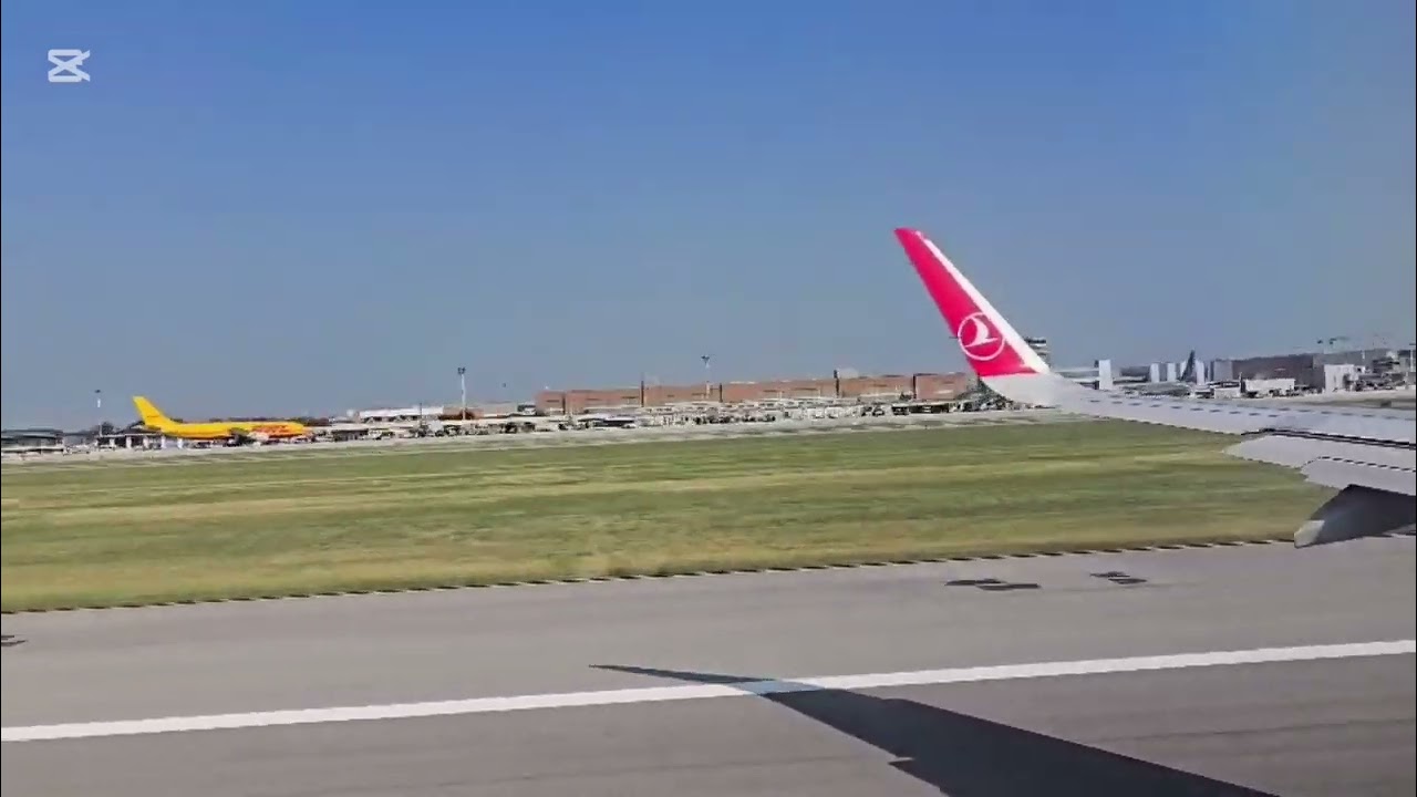 Take off Turkish Airline Malpensa to Istanbul 