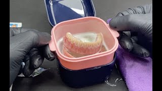 Prótese dentária? Alinhadores? Aparelho ortodôntico móvel? Placa para dormir? Limpando profundamente