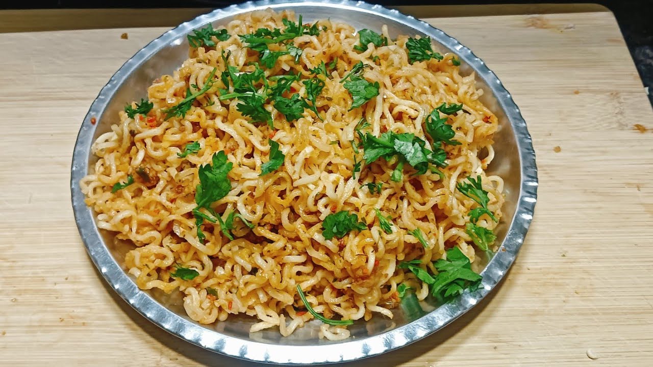 👉 Spicy Thecha Maggi Recipe 🔥 | 5 Minute Green Chilli Maggi | Street Style #viral #recipe 🍜🍋🧄😋 