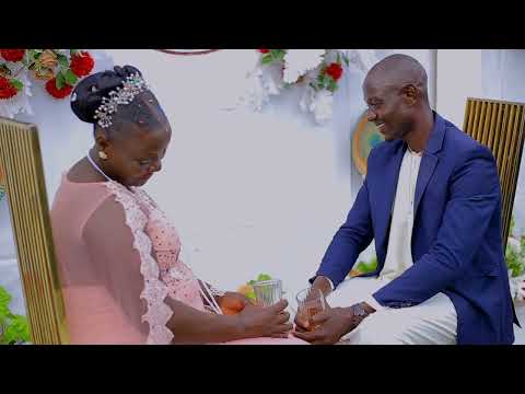 MARGRET INRODUCES ROBERT E