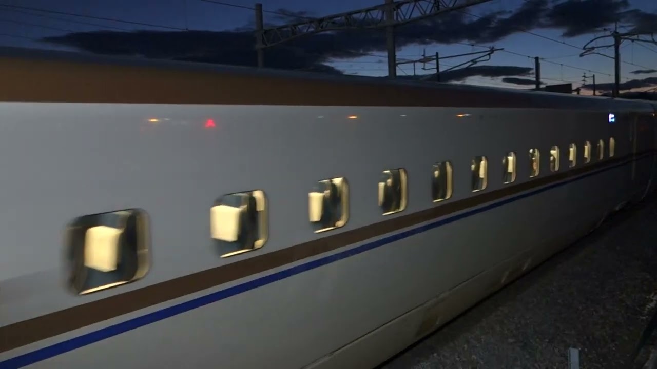 北陸新幹線　軽井沢駅入線