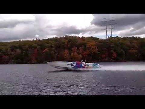 Formula Fastech 312 and the Slowest Cigarette 38 Top Gun in CT "Break Out"