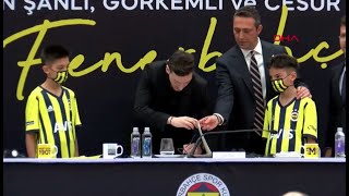 NTV | Mesut Özil imza attı