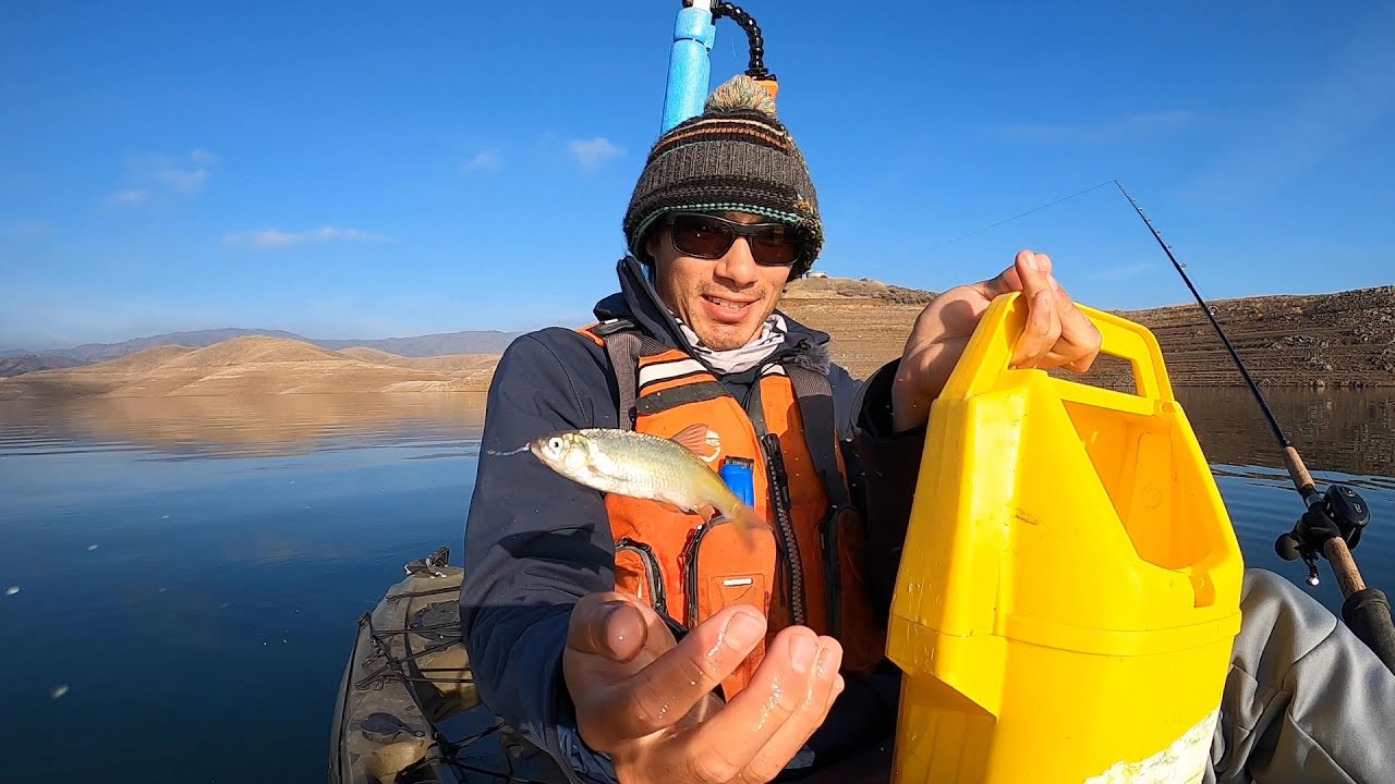 Striper Fishing with a very simple rig that always works! 