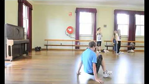 Hip hop dance class, video by Eugene Hyland.mp4