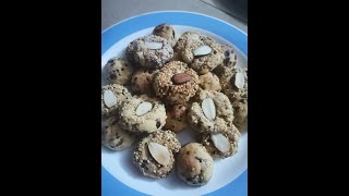 Petit four aux dattes بيتي فور بالتمر 