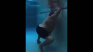 swimmer dancing ohhiyo 😨🥵