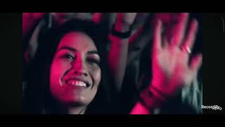 Avicii - Wake Me Up