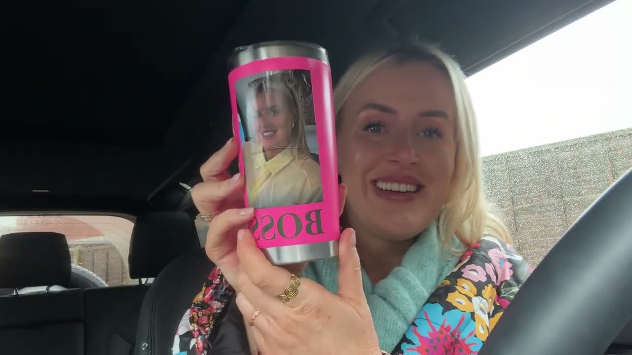 Anniversary night away, sushi taste tests & Leighs new obsession with lamps...