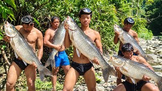 Memancing dengan Din*mit | Menangkap banyak ikan | Masak & Makan