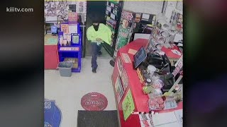 Armed man wearing mask robs convenience store on Carroll Lane