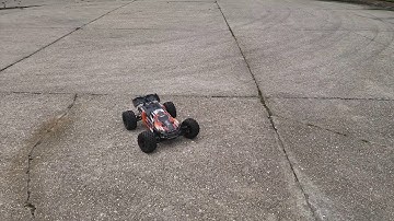 Arrma Kraton 8s quick speed test, 22 tooth pinion 👍🏾😎👍🏾