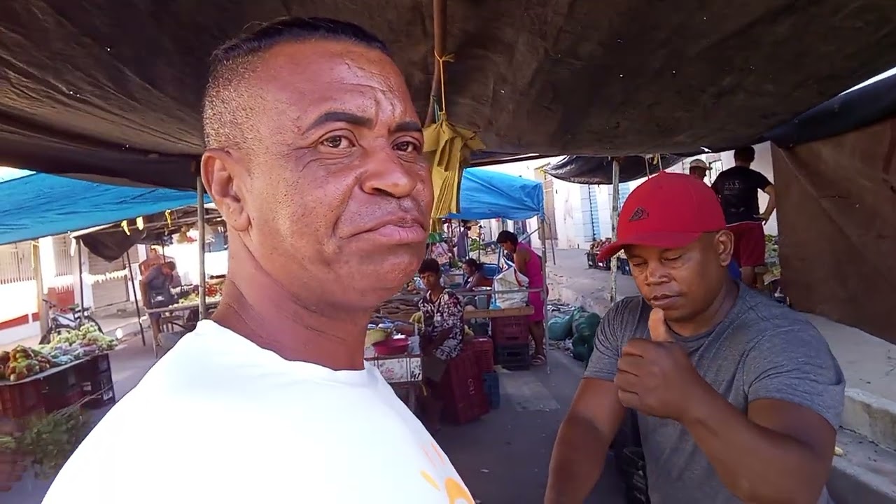 COMEÇANDO O ANO NOVO FELIZ NA FEIRA 😁😁